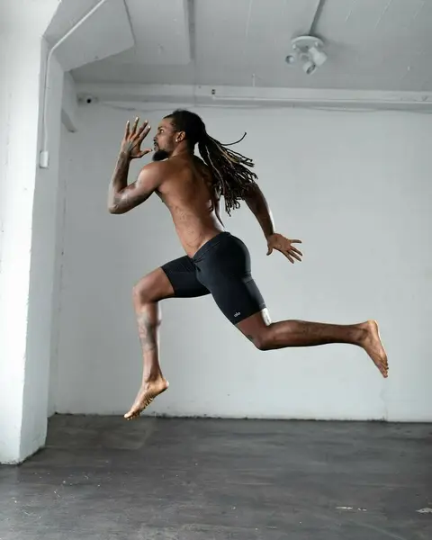 Photo shared by DJ Townsel on April 19, 2020 tagging @aloyoga, @loclivin, and @alomoves. Image may contain: 1 person