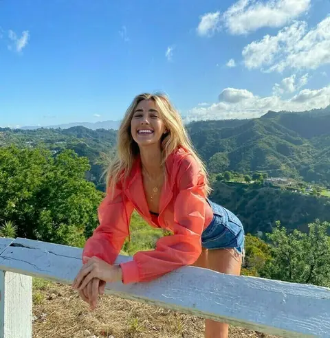 Photo by Jessica Michel Serfaty in Beverly Hills, California with @alo. Image may contain: 1 person, mountain, sky, cloud, outdoor and nature