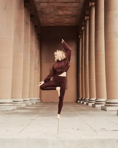 image by caleyalyssa containing Ballet dancer, Dance, Dancer, Leg, Ballet