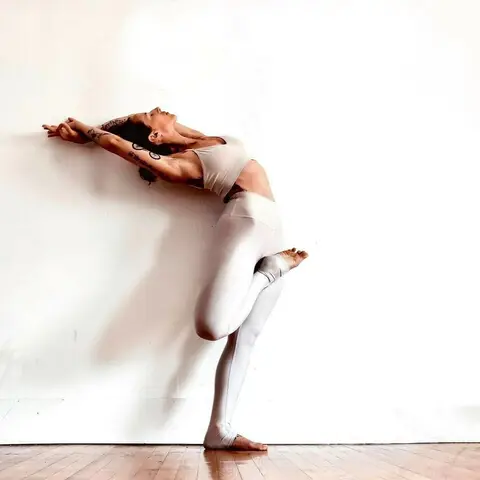 image by eleonorazampatti containing Athletic dance move, Leg, Arm, Joint, Modern dance