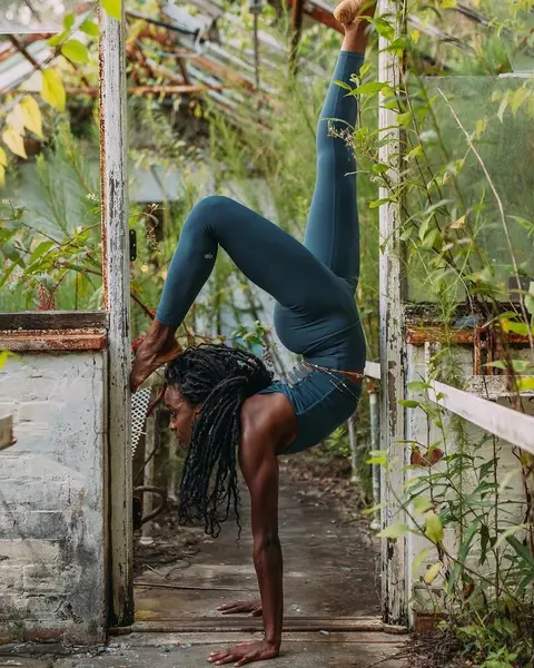 image by aloyoga