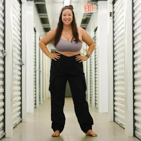 image by joe_lizzzzzz_yoga containing Clothing, Standing, Waist, Leg, Shoulder