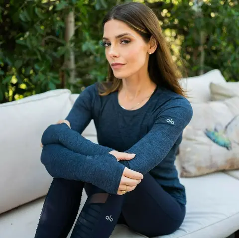 image by ashleygreene containing Clothing, Blue, Jeans, Sitting, Denim