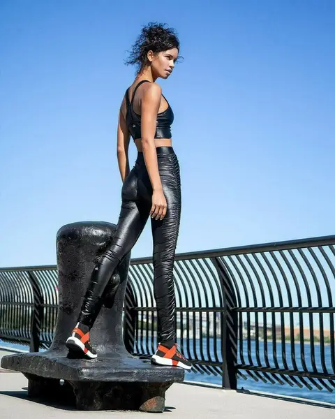 image by daianesodre containing Glasses, Shoe, Sky, Sunglasses, Flash photography