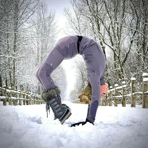 image by robinmartinyoga containing Outerwear, Arm, Snow, Glove, Leg
