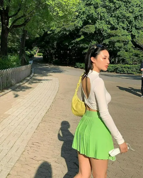 image by chaileeson containing Hairstyle, Shoulder, Green, Sunglasses, Tree