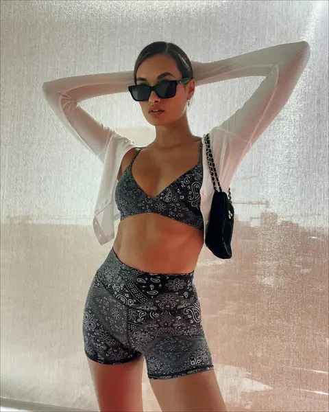 image by giizeleoliveira containing Glasses, Outerwear, Arm, Shorts, Vision care