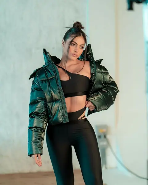 image by saraorrego containing Neck, Sleeve, Waist, Gesture, Thigh