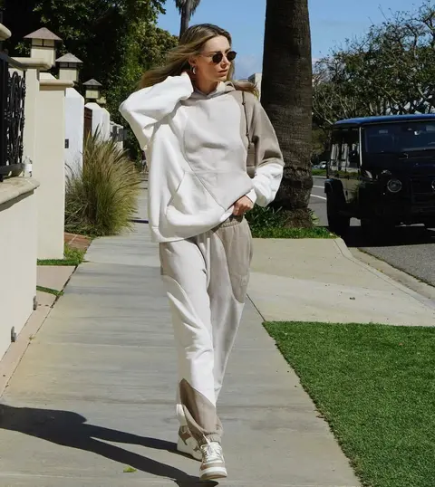 image by ludidelfino containing white, walk, woman, pavement, wear