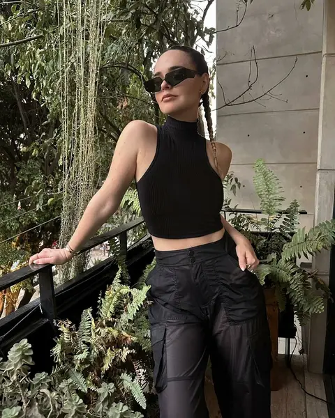 image by fabiolagdo containing black, woman, sunglasses, wear, goggles