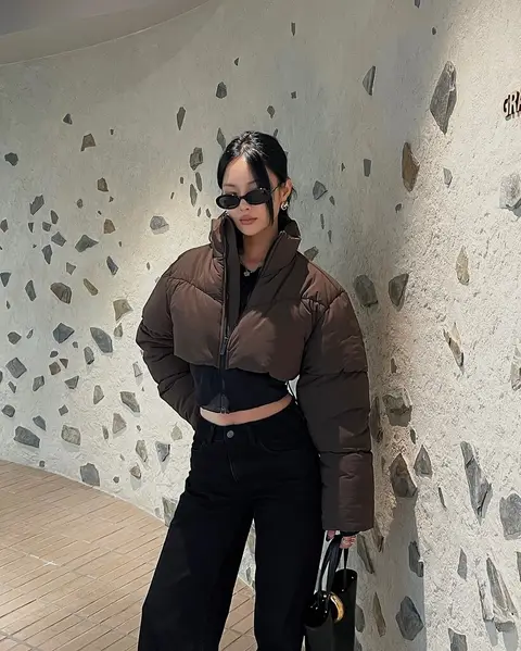 image by chaileeson containing woman, wall, stand, sunglasses, wear