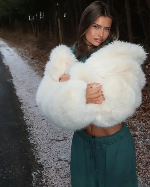 image by lexiwood containing white, woman, fur coat, fur, girl